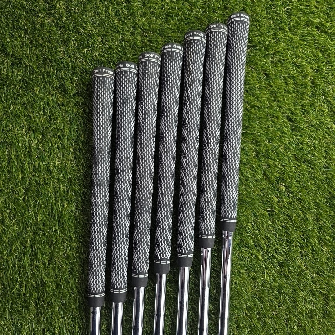 Nike VR Pro Combo Iron Set 4-PW Stiff Flex Shafts *VGC*