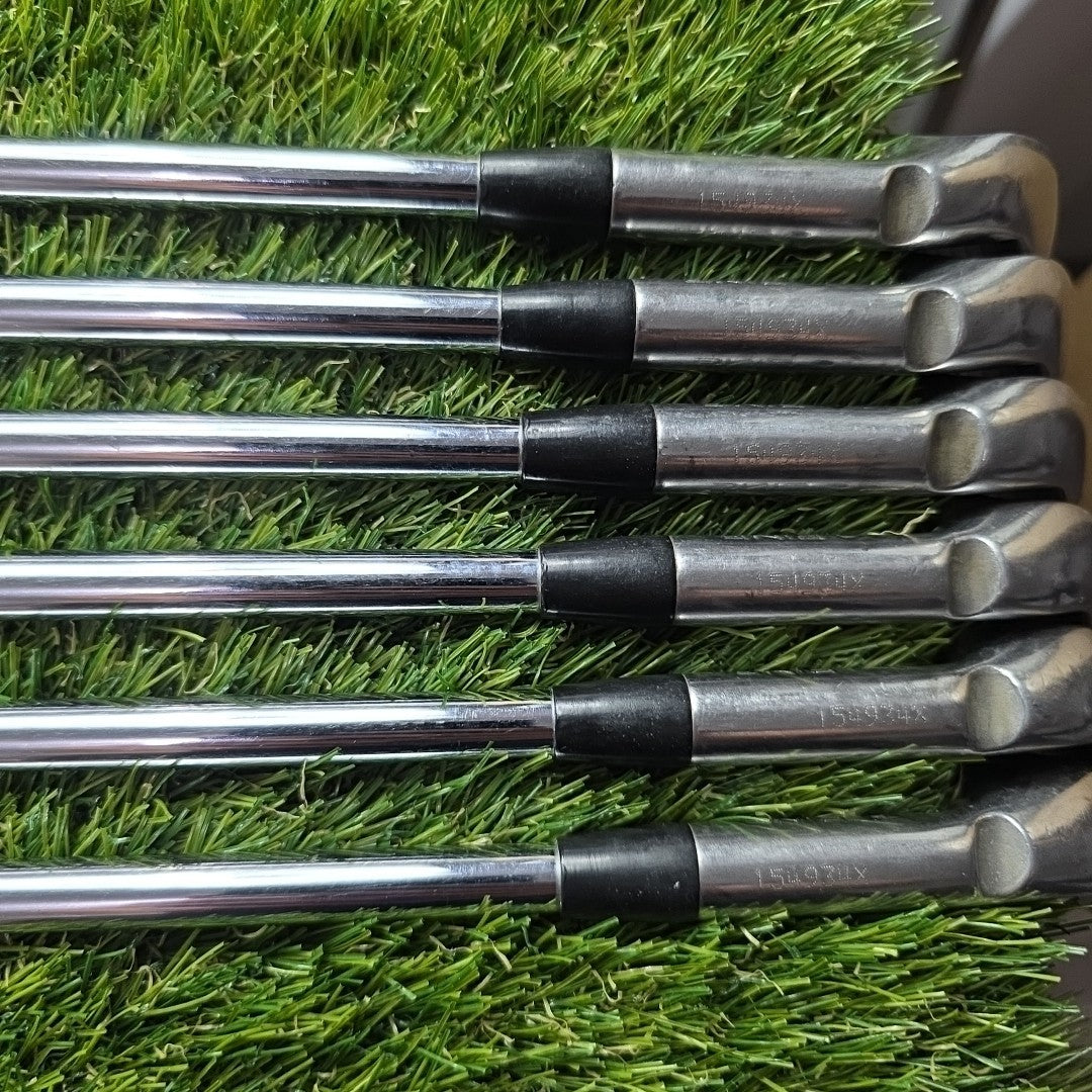 Ping E1 Iron Set 5-PW Black Dot Modus Tour 120 Stiff Flex Shafts