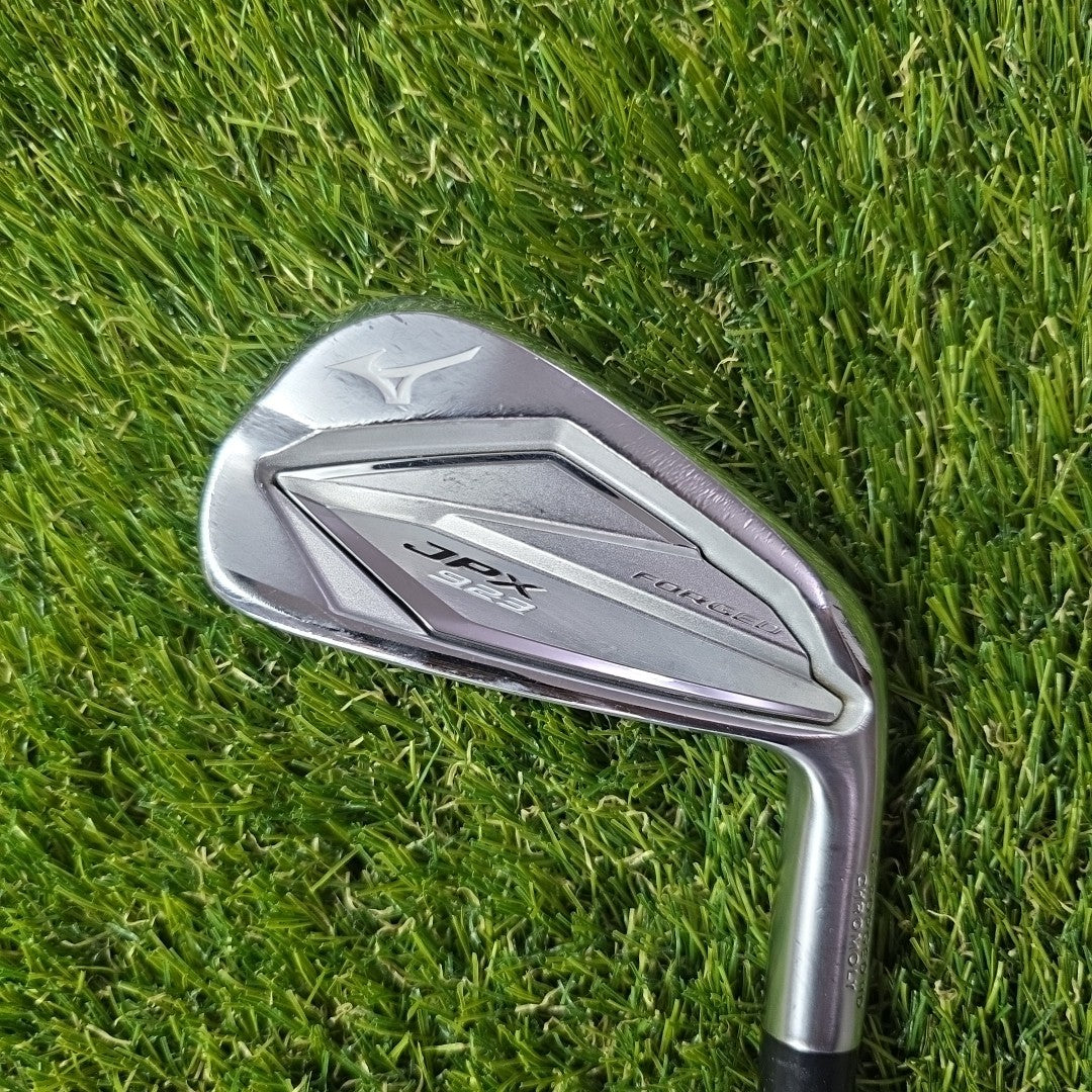 Mizuno JPX 923 Forged 4 Iron Recoil F4 Stiff Flex Graphite Shaft