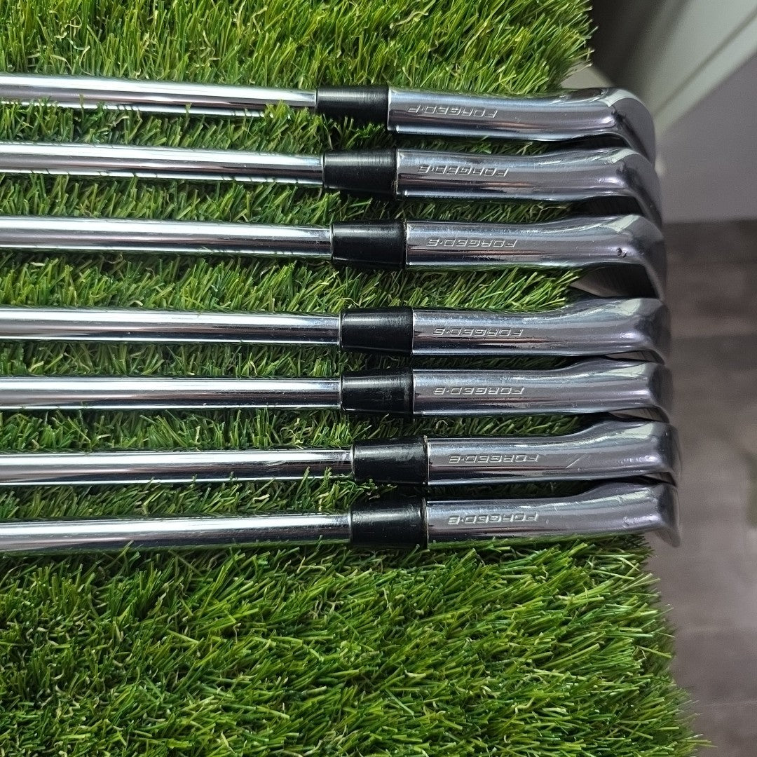 Nike VR Pro Combo Iron Set 4-PW Stiff Flex Shafts *VGC*
