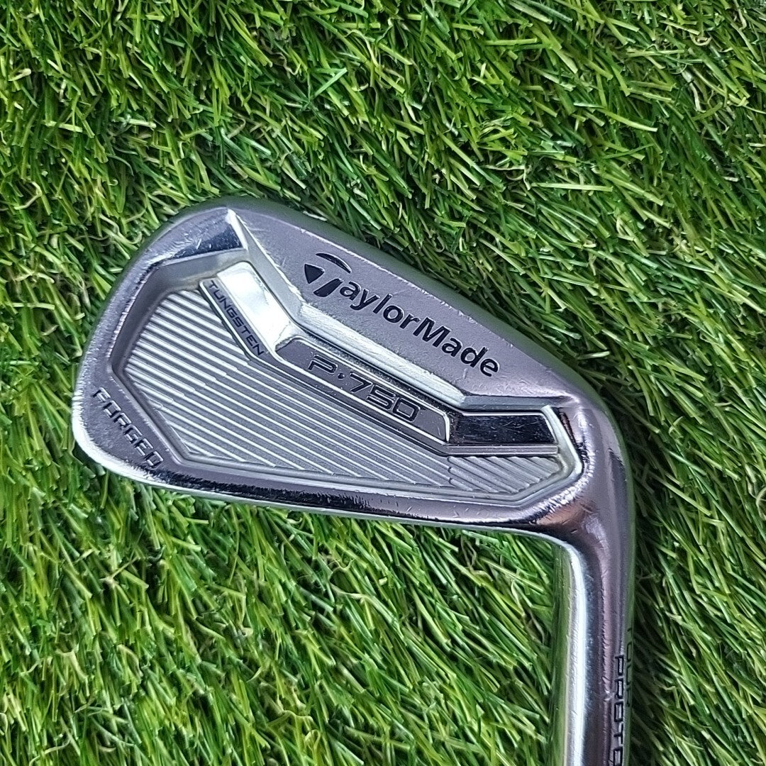 Taylormade P750 #4 Iron / 23 Degree / X-Flex Project X Steel Shaft