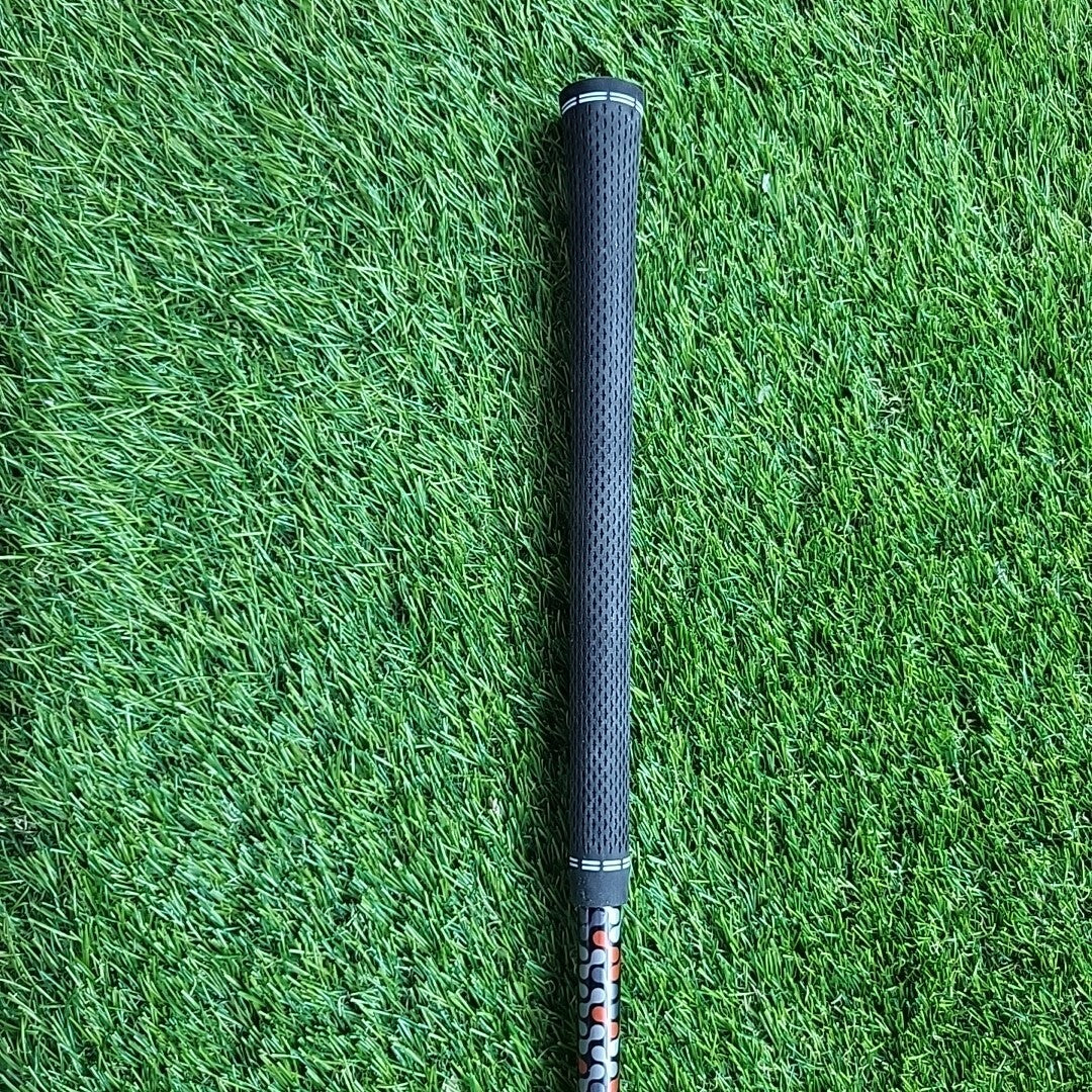Taylormade M6 6 Iron Atmos Regular Flex Graphite Shaft
