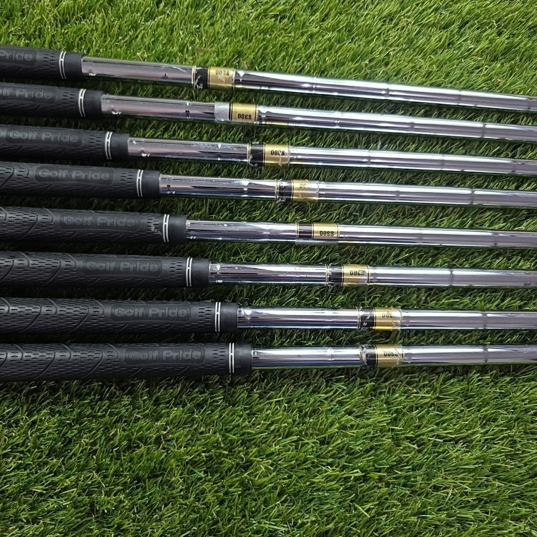 Mizuno MP57 Iron Set 3-PW Dynamic Gold Stiff Flex Shafts