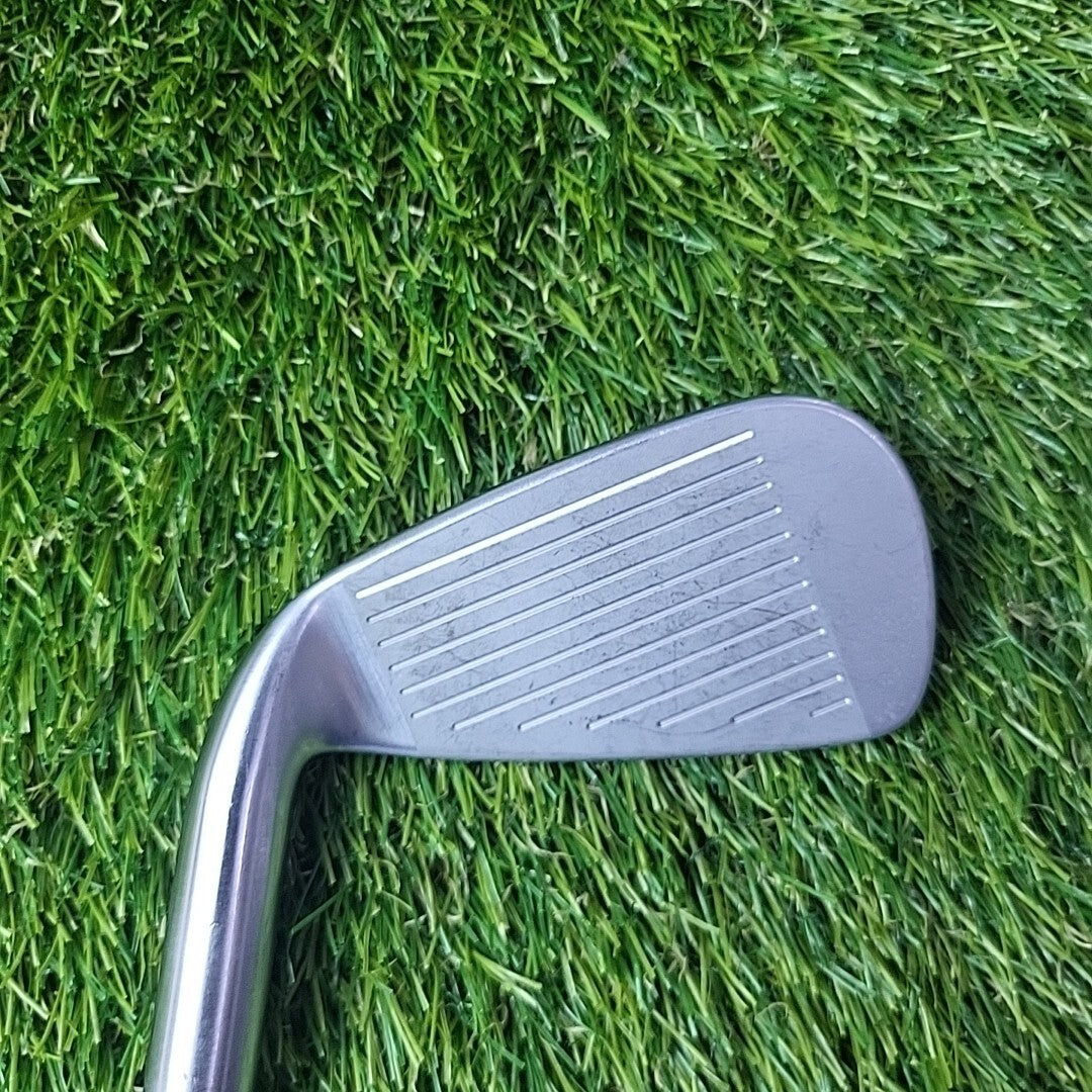 PXG 0311 P Gen6 #4 Iron / 20.5 Degree / X-Flex KBS Tour 130 Shaft Midsize Grip 