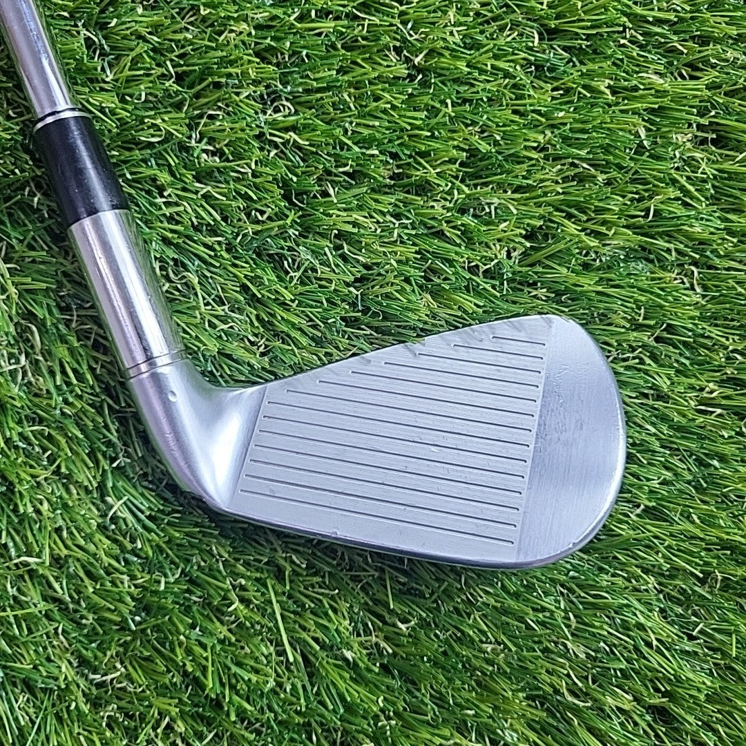 Srixon Z785 7 Iron Modus Tour 120 Stiff Left Handed Demo