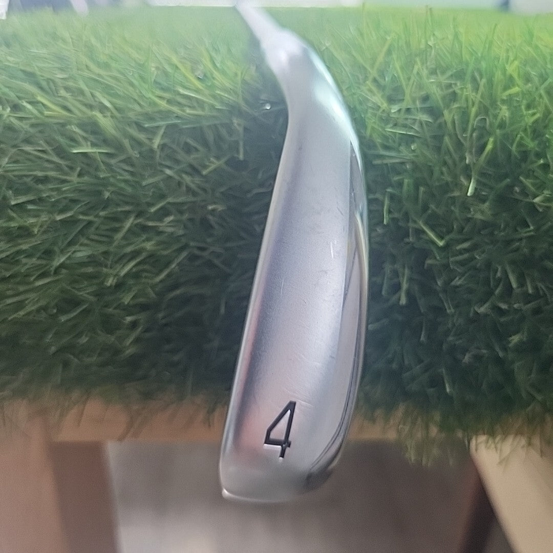 Mizuno JPX 921 Hot Metal 4 Iron KBS Tour C-Taper Lite 115 Extra Stiff Shaft