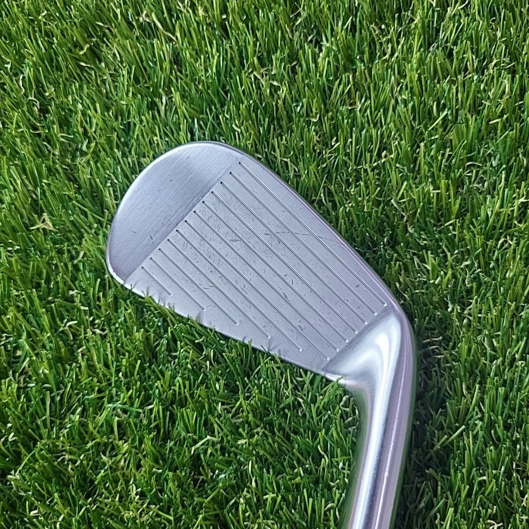 Titleist T100 2023 4 Iron Project X 125g 6.5 Extra Stiff *LEFT HANDED*