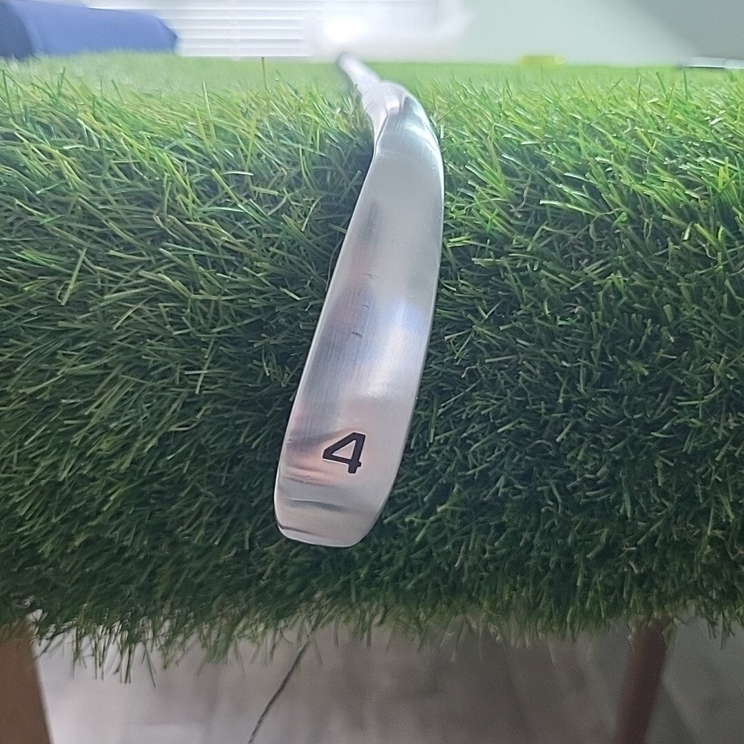 Cobra King CB 4 Iron 2023 Modus Tour 120 Extra Stiff Shaft