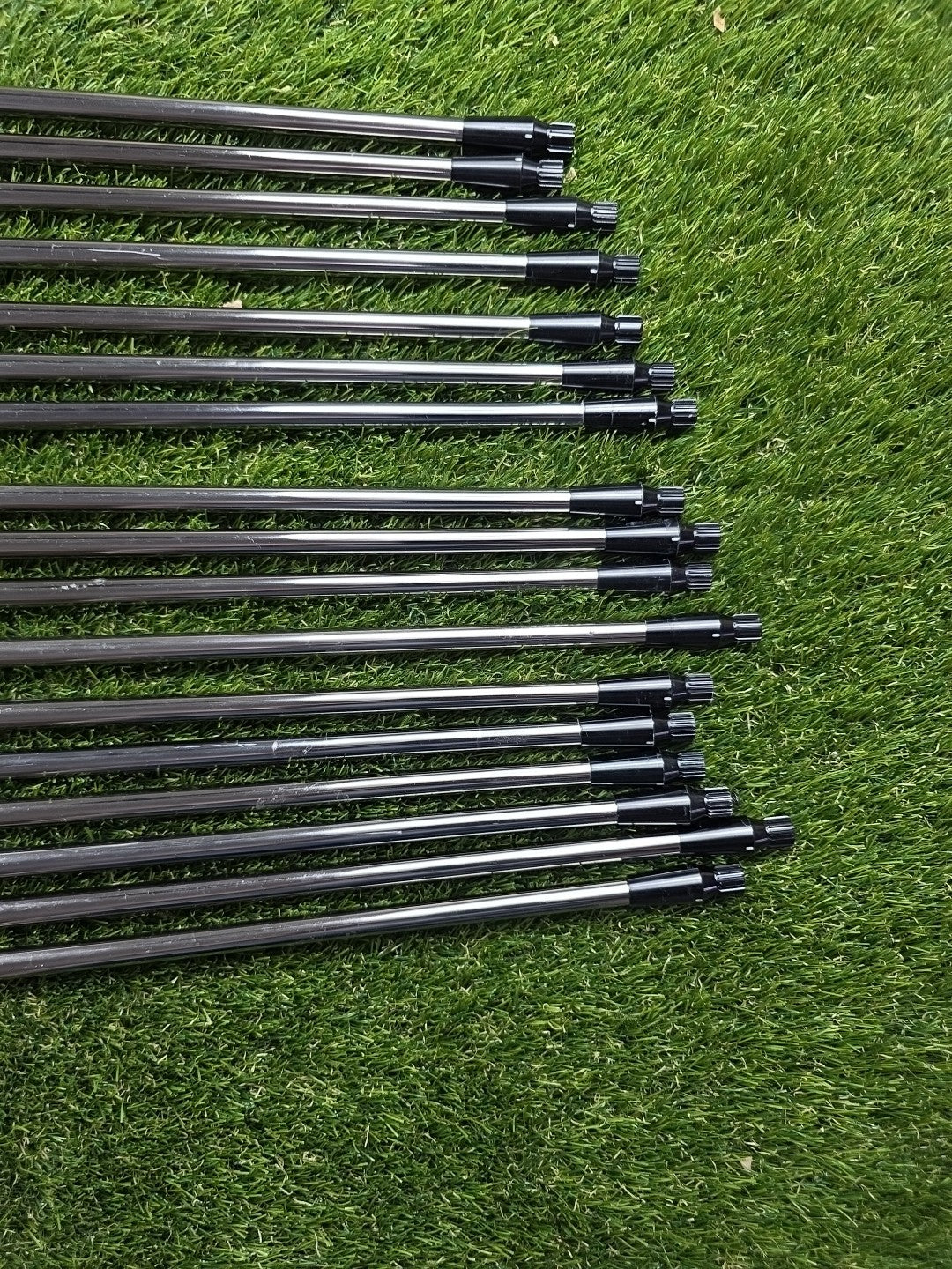 Job Lot Of Golf Club Iron Fitting Shafts All Recoil Shafts X17 Various Flex Lot4