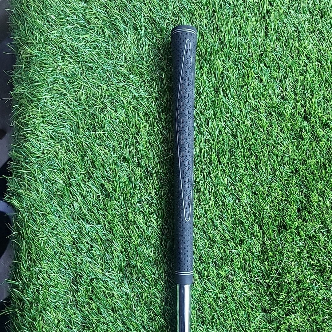 Callaway X2 Hot Pro #9 Iron / Stiff Flex Project X Flighted 95 Shaft