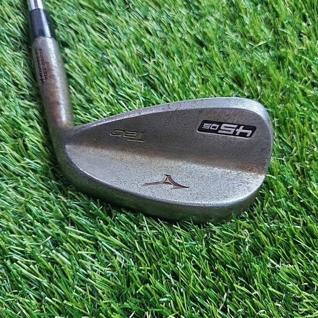 Mizuno T20 45 Degree Wedge 3/4 Inch Longer AMT Tour White Stiff Shaft *NEW GRIP*