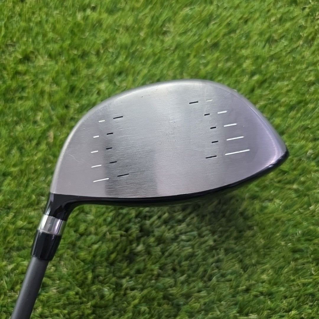 Cobra Fly XL Driver 10.5 Degree Ultralite 40 Regular Flex Shaft