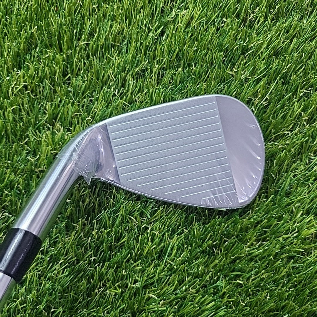 Titleist T350 2023 48 Degree Gap Wedge AMT Red Stiff Flex Shaft *BRAND NEW*