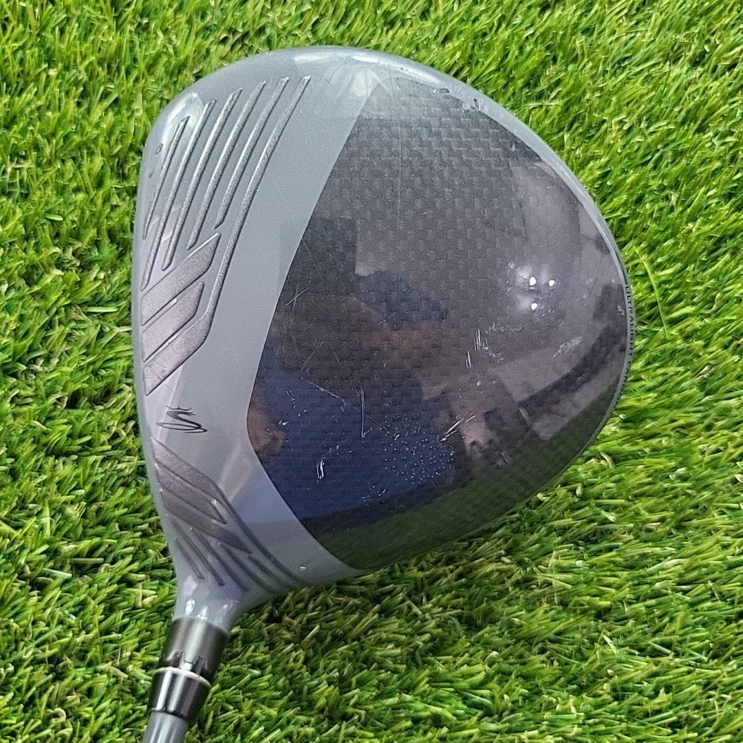Cobra King F8 Driver 10.5 Degree Fujikura 60 Regular Flex Shaft