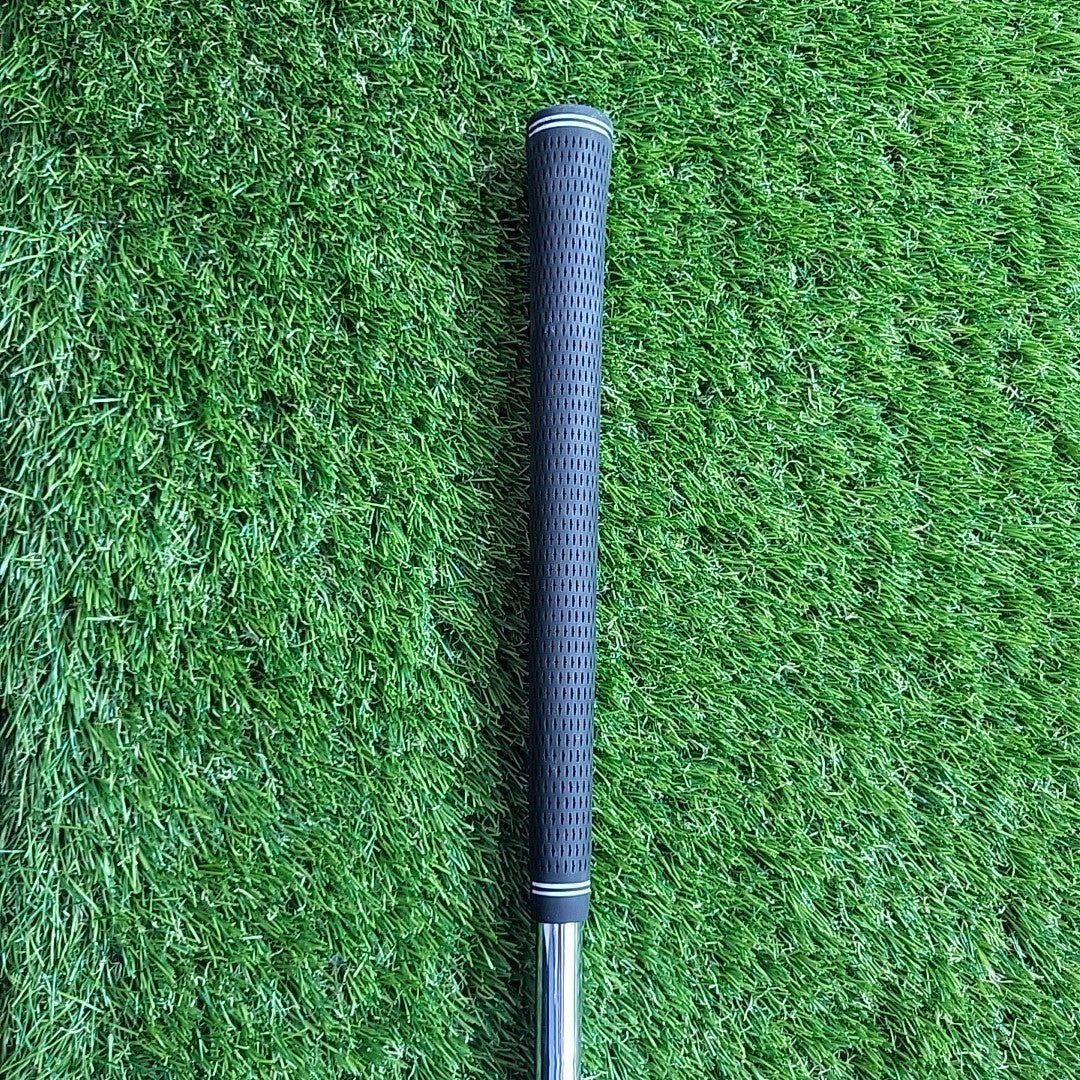 Wilson D9 Forged 4 Iron +1 Inch KBS Tour 105 Extra Stiff Shaft