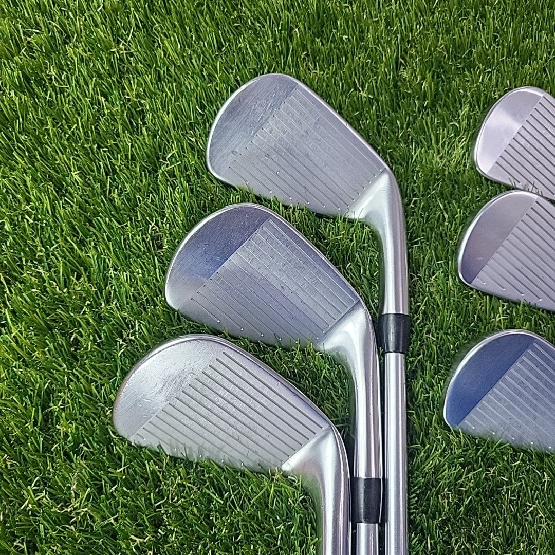 Titleist T100 2023 Iron Set 5-PW Project X 125g 6.5 Extra Stiff *LEFT HANDED*