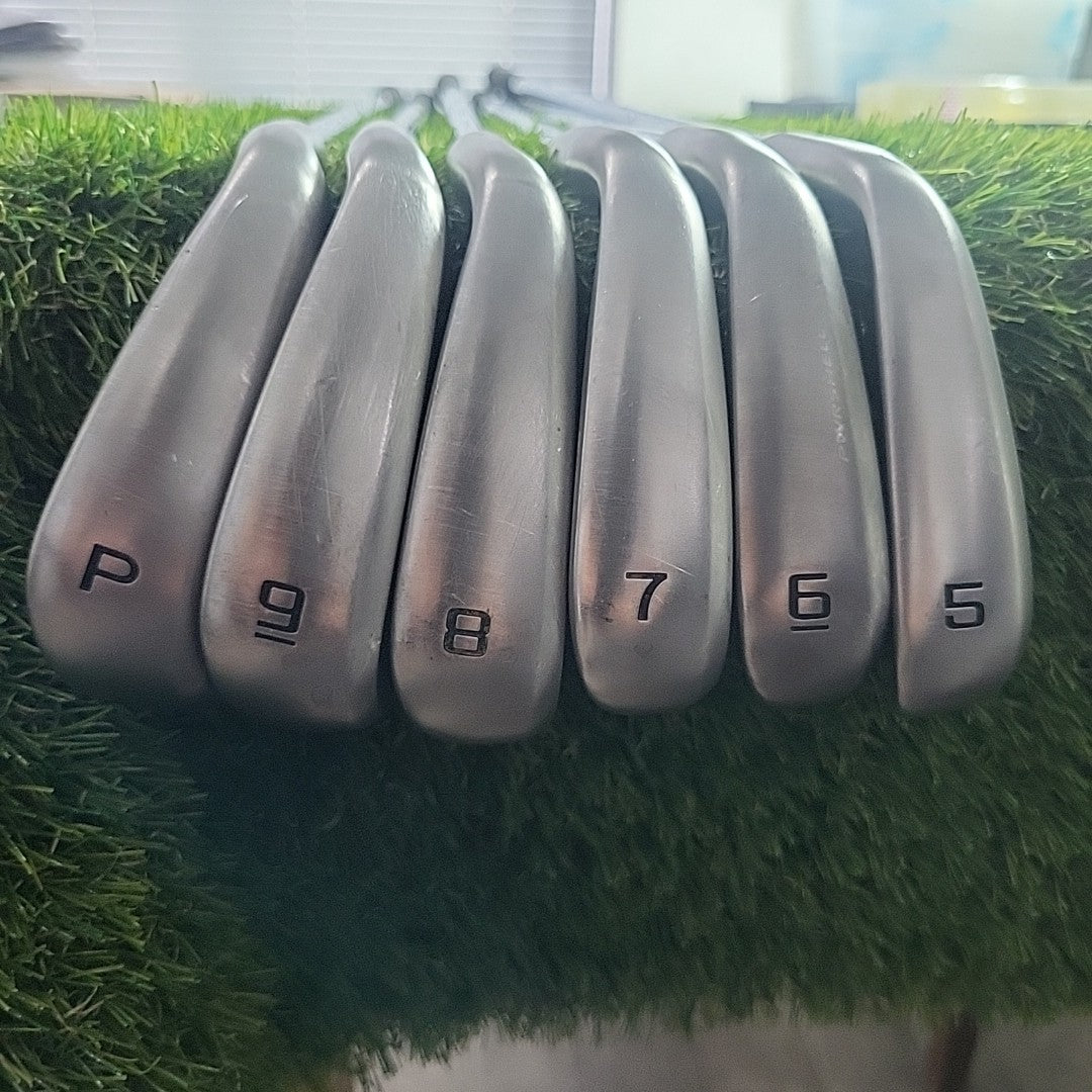 Cobra Darkspeed Iron Set 5-PW KBS Tour Lite Stiff Flex Shafts