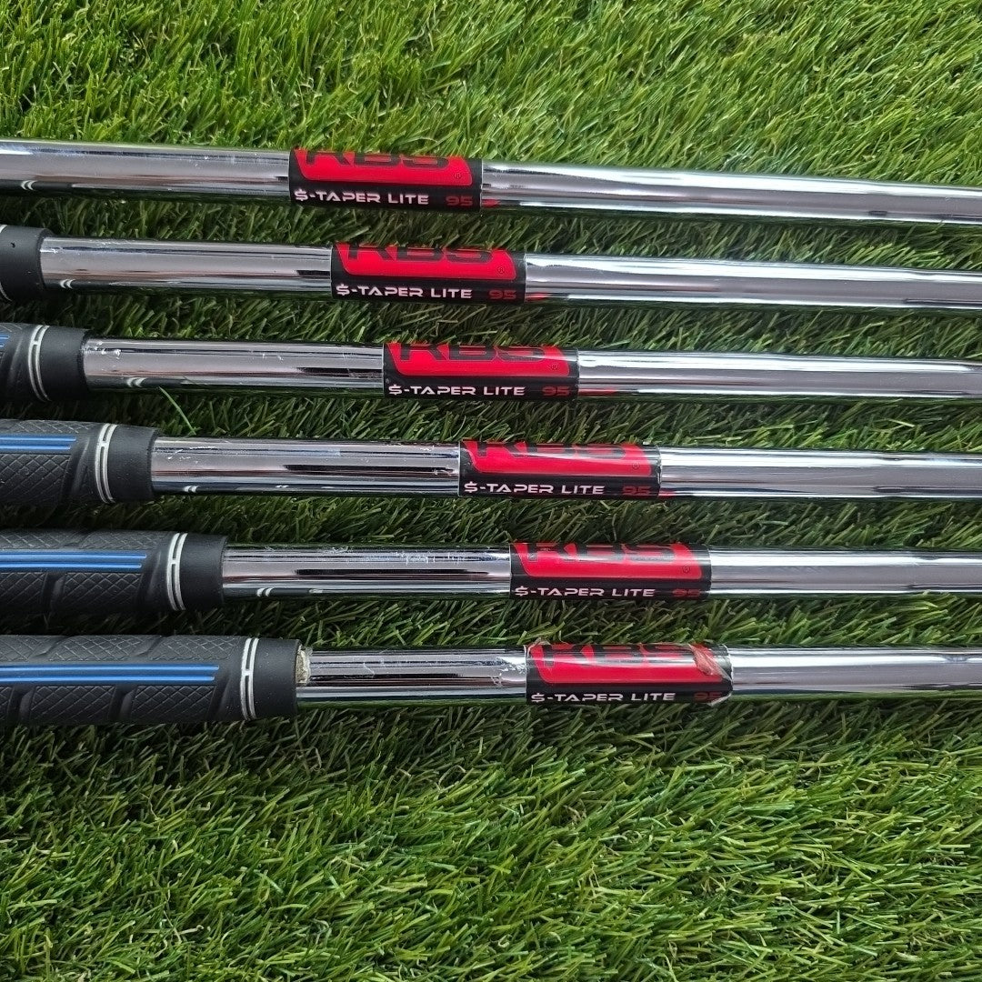 Mizuno JPX 923 Hot Metal Iron Set 5-PW KBS $-Taper Lite 95 Regular Flex Shafts