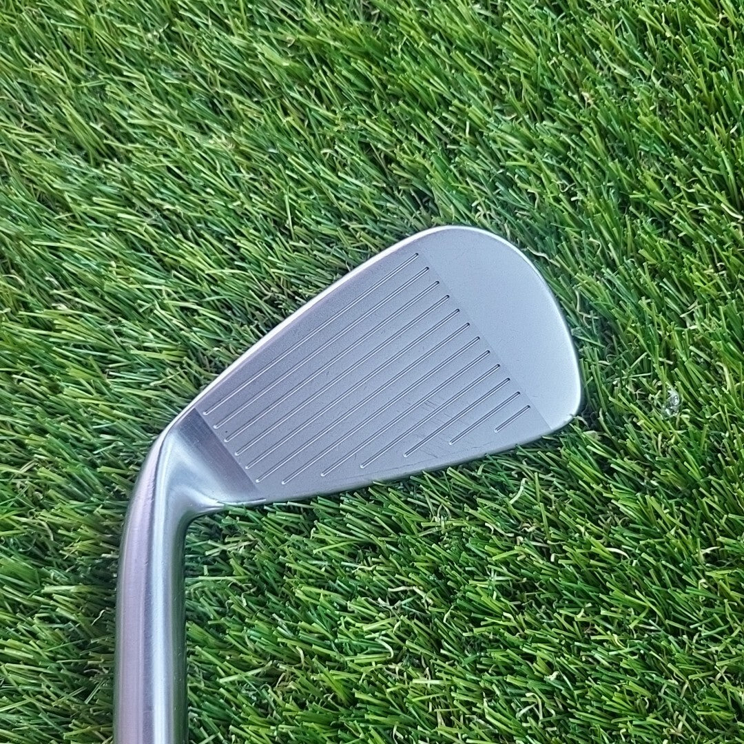 PXG 0311P Gen 2 4 Iron 1/2 Inch Longer Dynamic Gold X100 X Flex Shaft