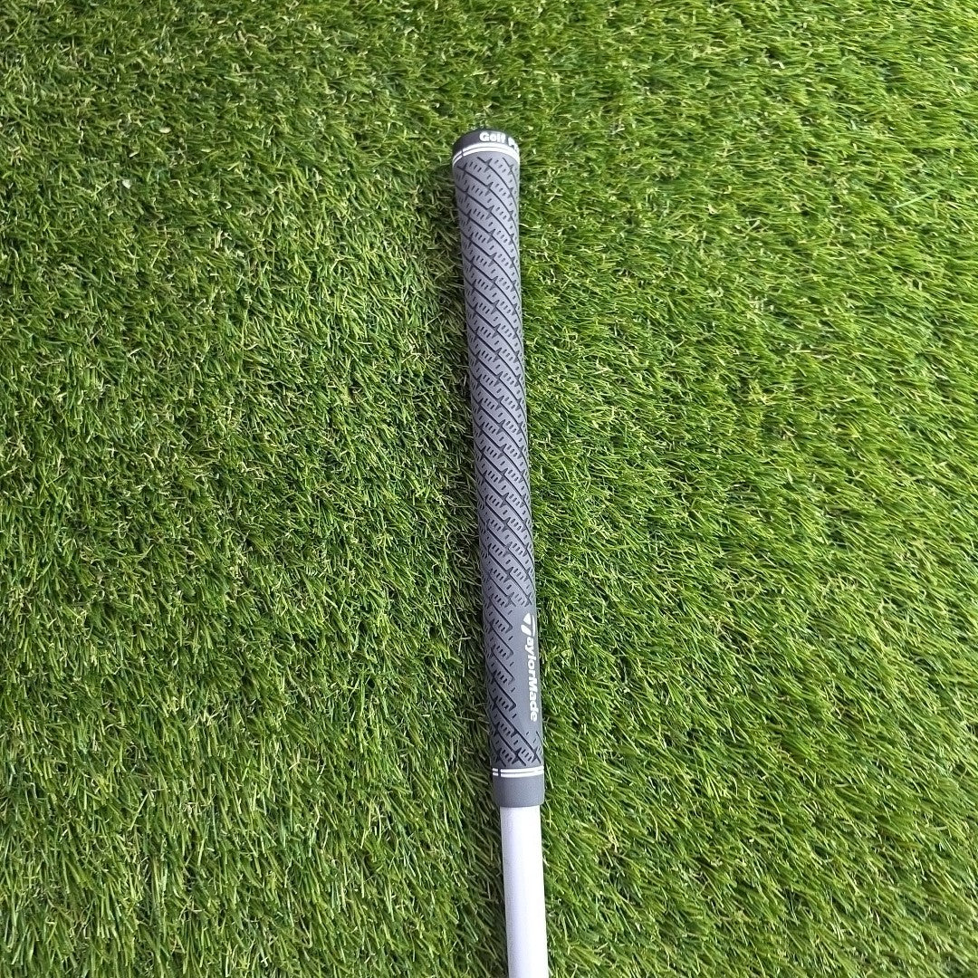 Taylormade Qi35 LS Driver 9 Degree Tour AD IZ-6 Extra Stiff Shaft *VGC*