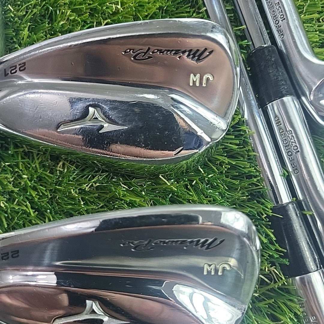 Mizuno Pro 221 Iron Set 5-PW Project X 6.5 Extra Stiff Shafts