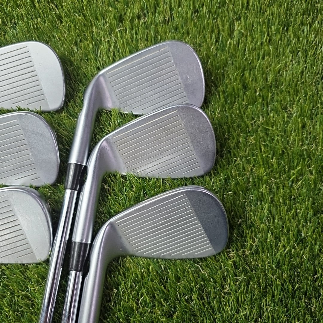 Ping i500 Iron Set 5-PW Black Dot Project X 5.5 Regular Flex Shaft Midsize Grips