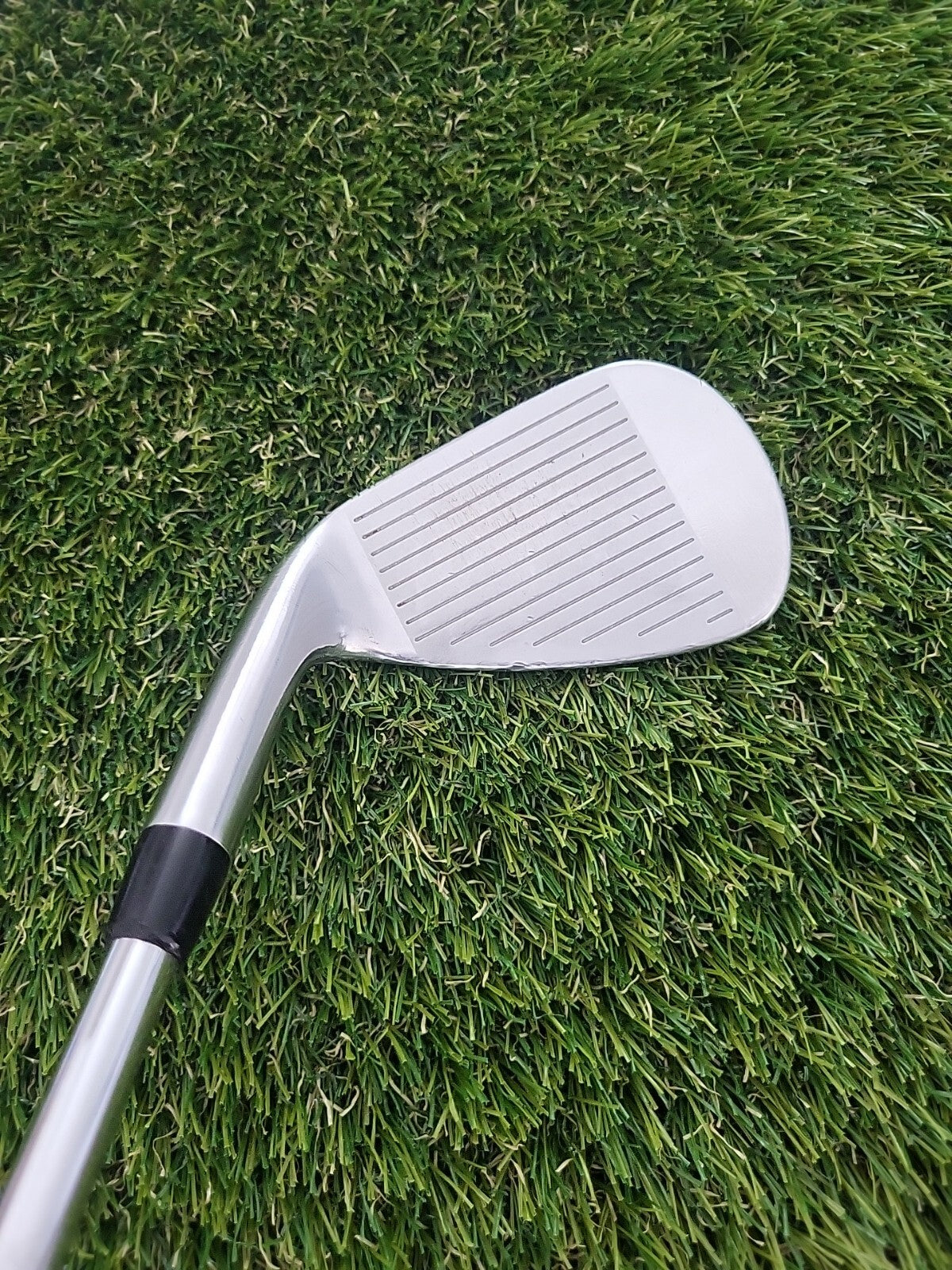 Titleist 718 AP2 Pitching Wedge +2 Inches AMT Black Stiff Flex 