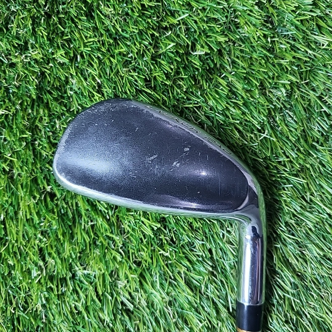 Wilson Launchpad 9 Iron Standard Length KBS Tour 80 Regular Flex Shaft