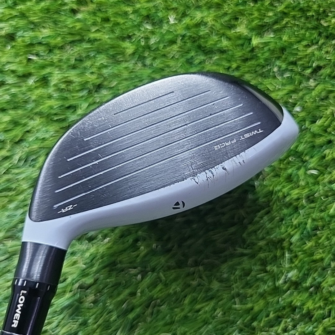 Taylormade Sim Titanium 3 Wood 15 Degree Diamana 75 Stiff Shaft Midsize Grip