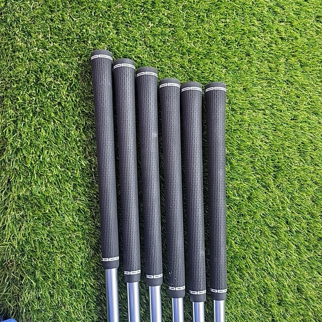 Titleist T100 2023 Iron Set 5-PW Project X 125g 6.5 Extra Stiff *LEFT HANDED*