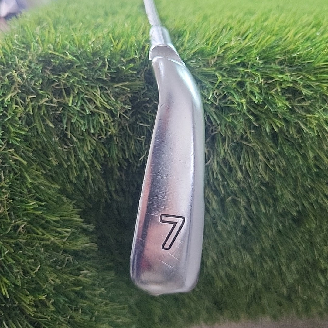Ping G425 7 Iron Red Dot Distanza 40 Senior Flex Graphite Shaft Midsize Grip