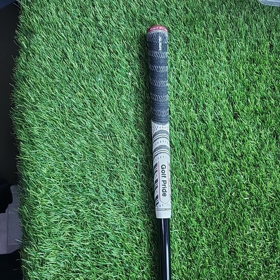 Taylormade Sim Titanium 3 Wood 15 Degree Diamana 75 Stiff Shaft Midsize Grip