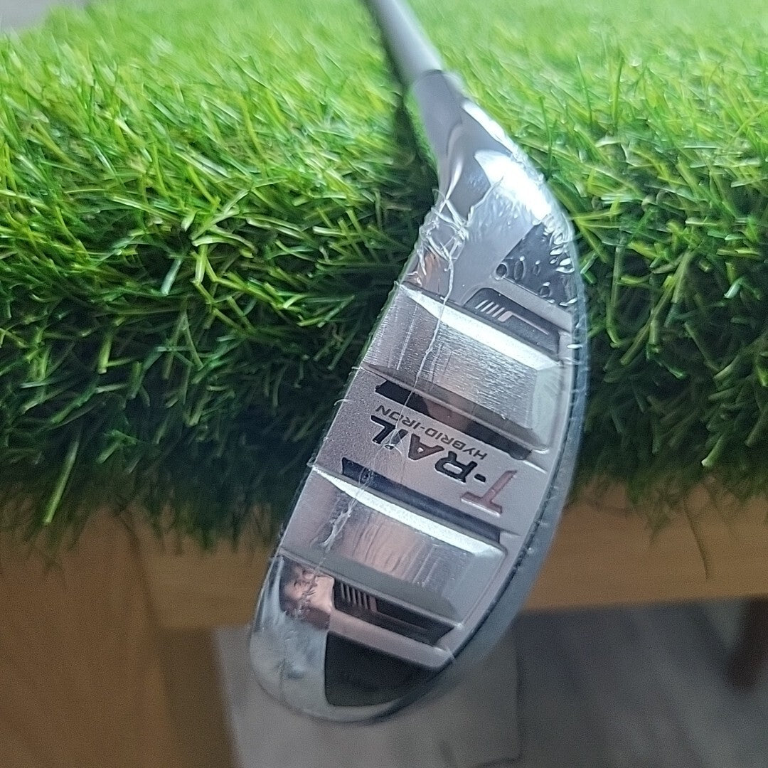 Cobra T Rail Pitching Wedge + 1 Inch Longer Ultralite Ladies / Junior Flex Shaft