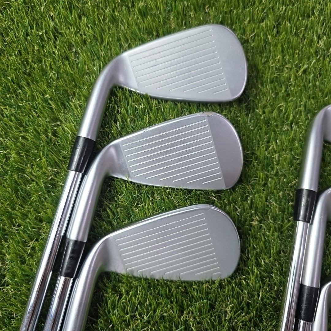 Mizuno JPX 923 Hot Metal Iron Set 5-PW KBS $-Taper Lite 95 Regular Flex Shafts