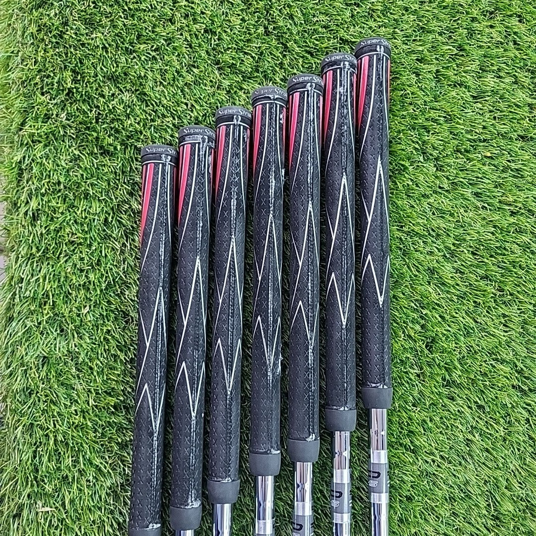 Cobra Amp Cell S Iron Set 4-PW Regular Flex Shafts