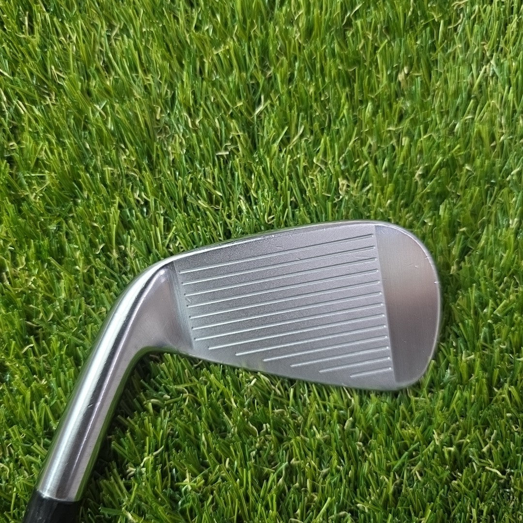 Taylormade R9 TP 4 Iron KBS Tour Extra Stiff Shaft